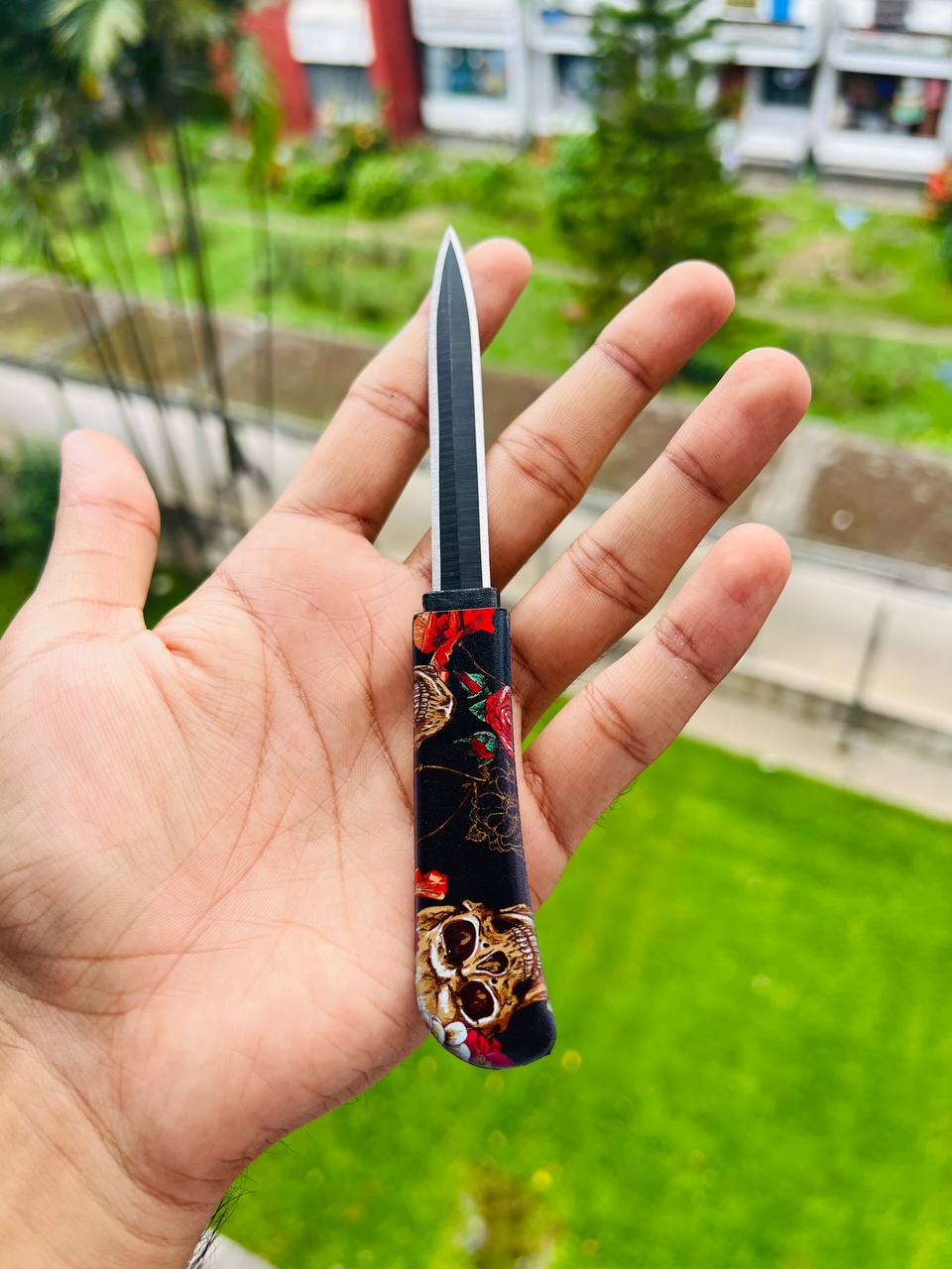 Premium 2 in 1 Comb with Knife